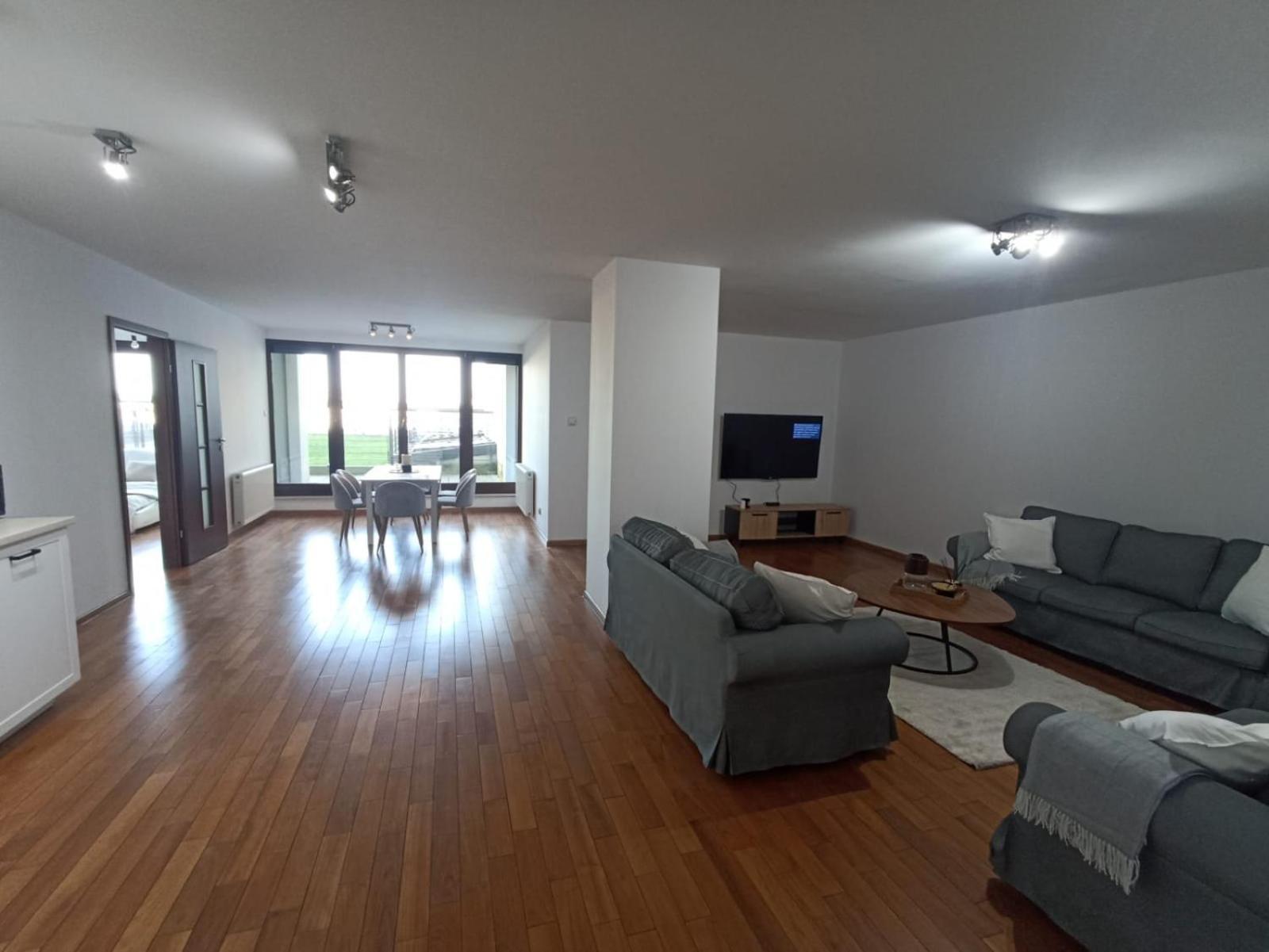 Appartamento Na Placu Kaszubskim W Gdyni Gdynia